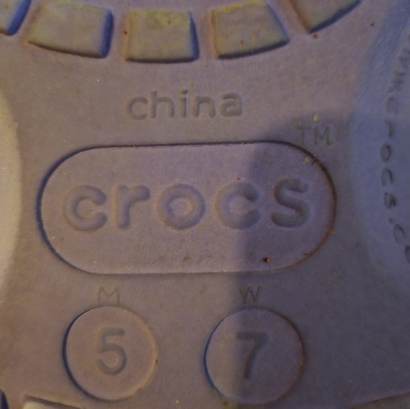 Shoes - Picture 4 of 4